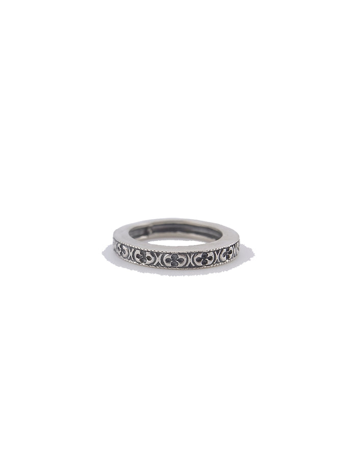 Clover Patterned Ring