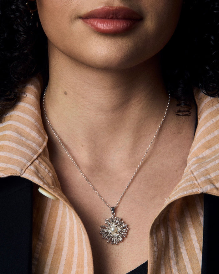 vintage inspired pendant necklace