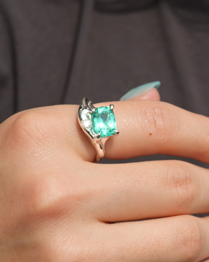 Daydreams at Sea Ring