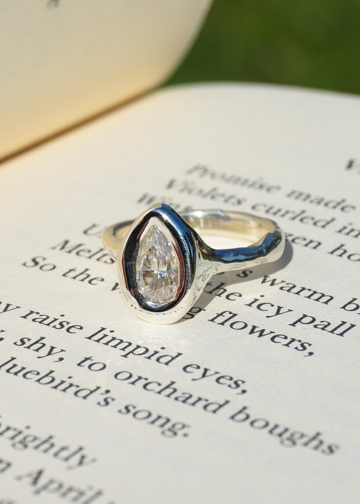 Dewdrop Ring