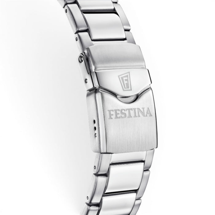 Close up detail of the stainless steel bracelet clasp on a Festina diver watch