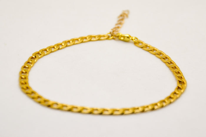 Elegant 14k gold plated flat chain bracelet - shani-adi-jewerly