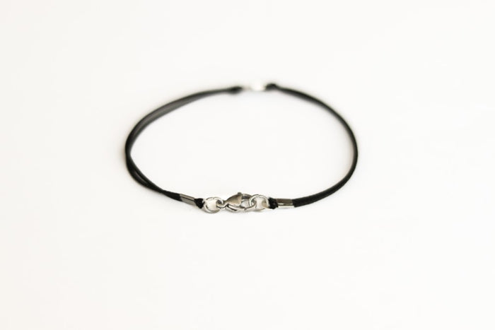 Initial personalised bracelet, stainless steel engraved round charm, black string, Hebrew, custom gift for her