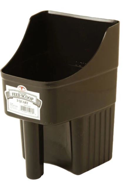 Little Giant 3 Quart Plastic Enclosed Feed Scoop