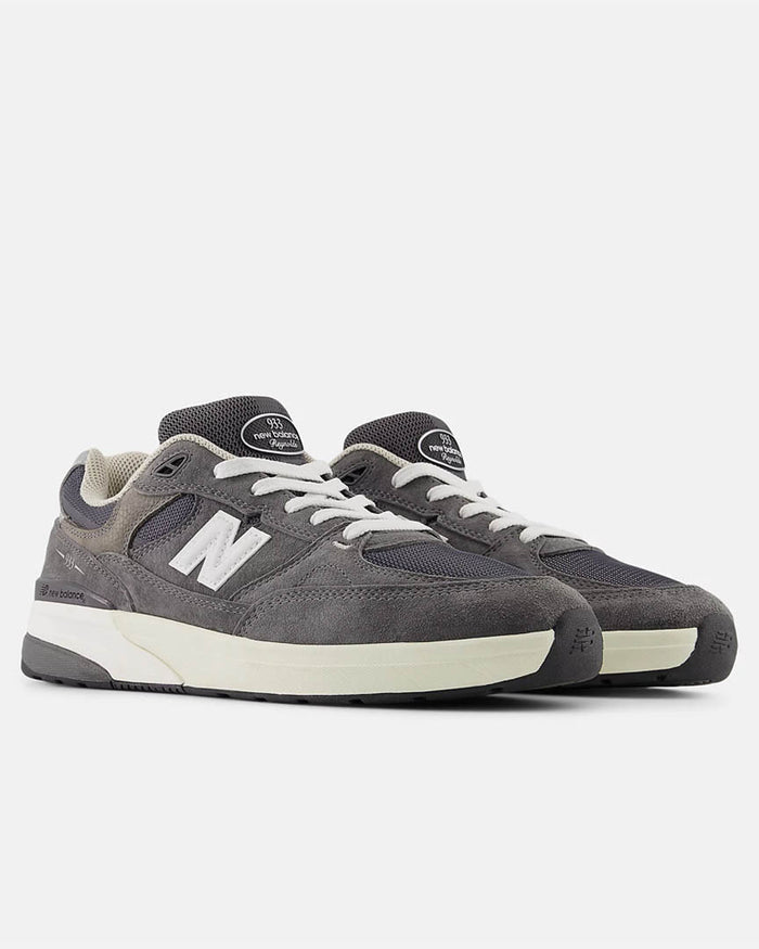 Numeric 933 Reynolds Shoes - Dark Grey/White