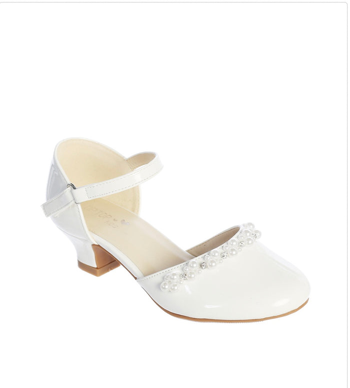PATENT HEEL WITH PEARL EMBELLISHMENT