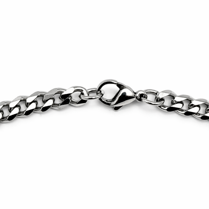 stainless steel curb chain necklace lobster clasp close up