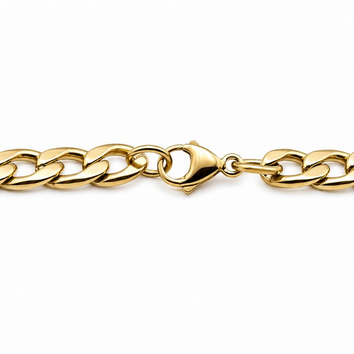 gold stainless steel curb chain necklace lobster clasp close up