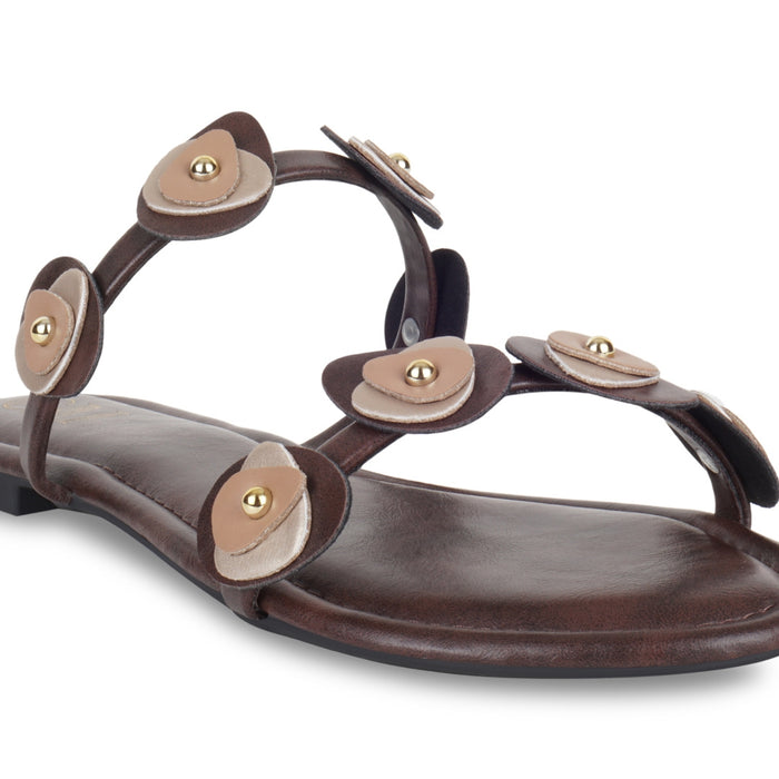 Triora Burgundy Flats