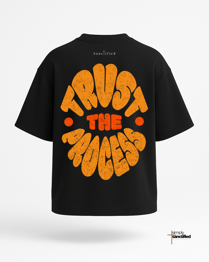 “Trust the Process” – Oversized T-Shirt